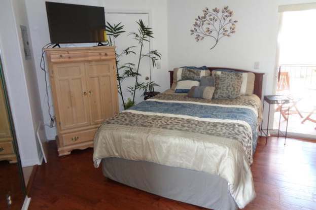 Building Photo - 10015 Perfect Dr