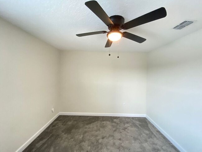 Building Photo - 4442 Seven Canyons Dr