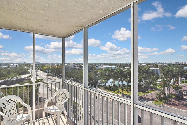 Building Photo - 5500 Bonita Beach Rd SW