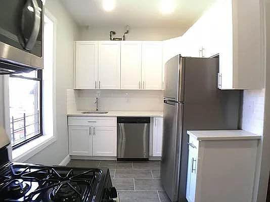 Primary Photo - 1 bedroom in New York NY 10034