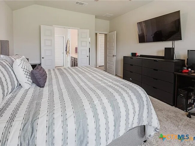 Building Photo - 228 Sage Meadows Dr