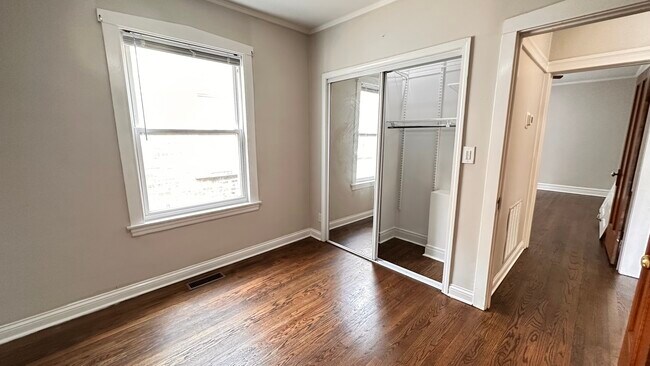 Building Photo - 5632 N St Louis Ave