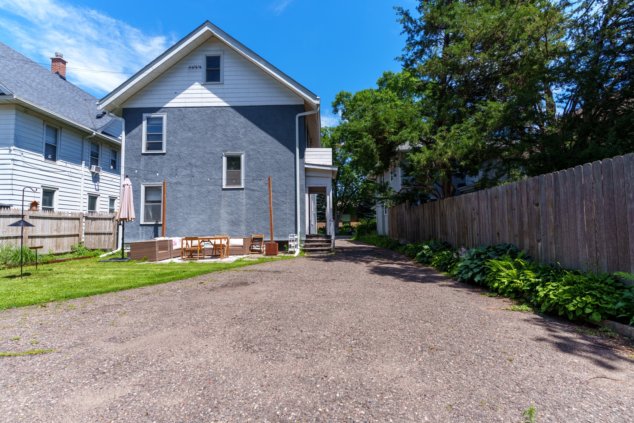 Building Photo - 824 5th St NE