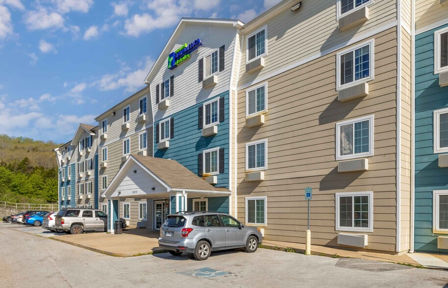 Furnished Studio 2638 W Old Farmington Rd Fayetteville AR 72704