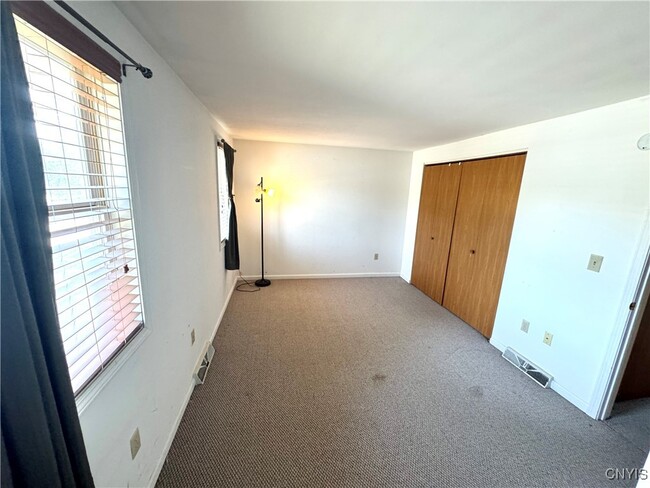 Building Photo - 1336 Westcott St