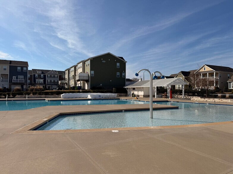 Building Photo - 6623 Perry Creek Rd