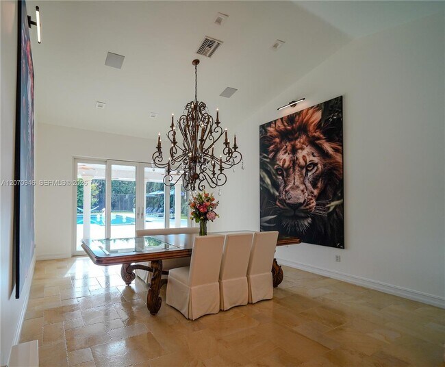 Building Photo - 8134 Twin Lake Dr