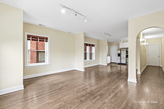 Building Photo - 1224 Elmwood Ave