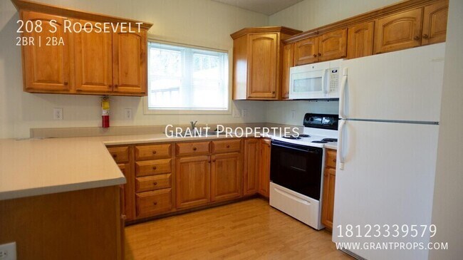 Building Photo - 208 S Roosevelt St