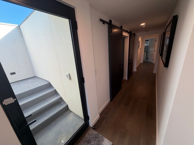 Building Photo - 116 W Channel Islands Blvd