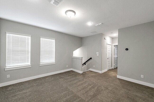 Building Photo - 12562 Holly Blue Ln