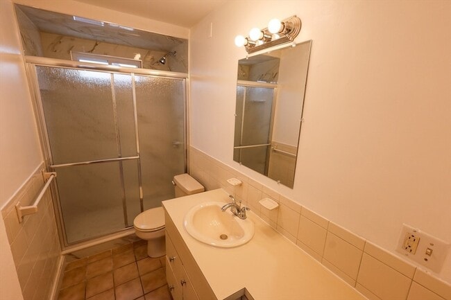 Building Photo - 60 Essex St