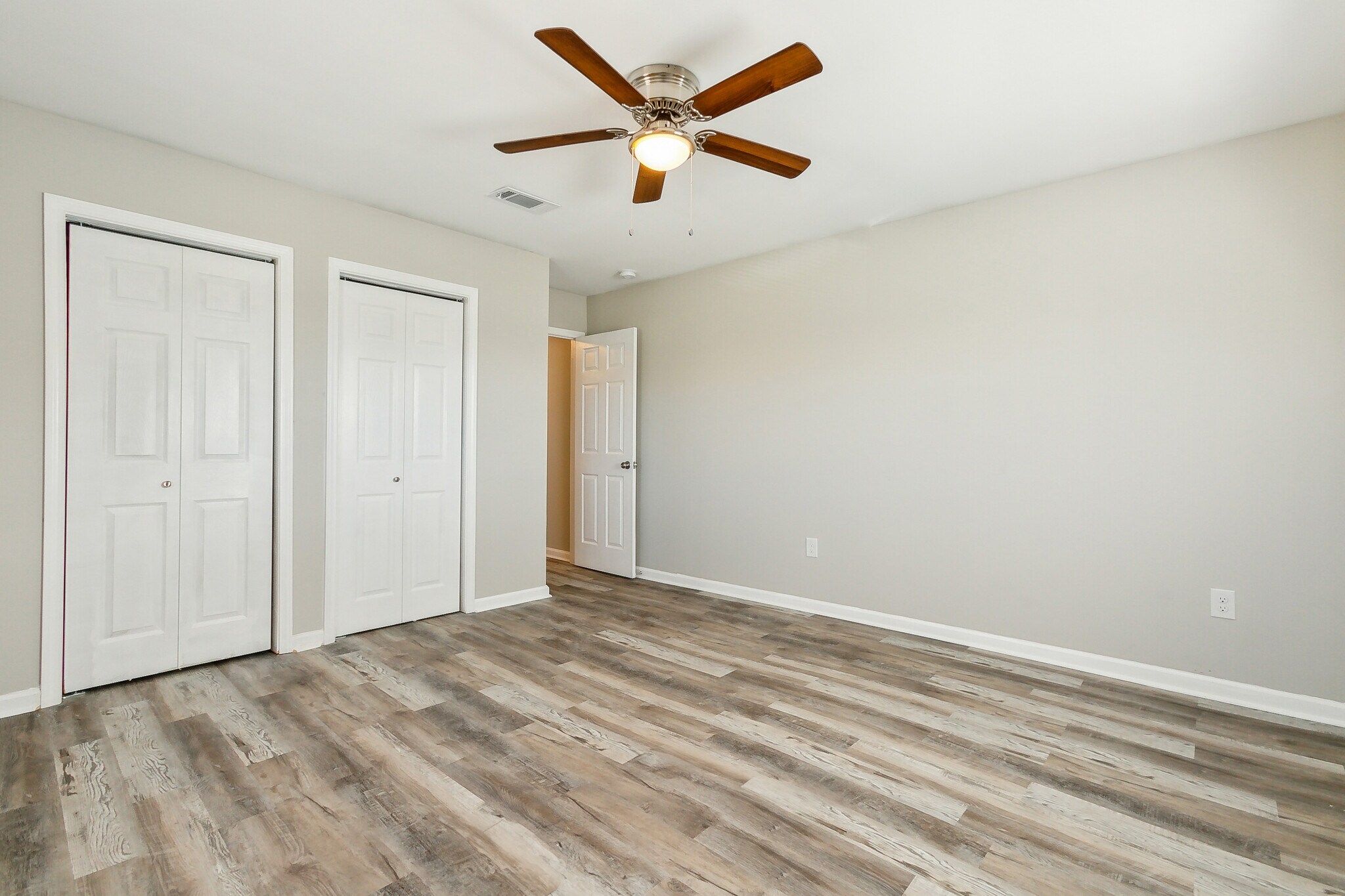 Building Photo - 1124 Tallow Tree Ln