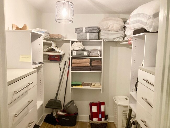 Building Photo - Experience the Ultimate Crystal River Getaway!