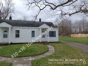 Building Photo - 523 Pine St