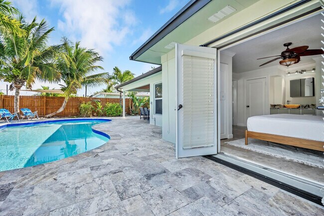 Building Photo - 2277 SE 15th St