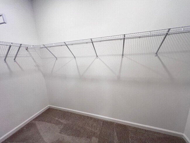 Building Photo - Awesome 3 BD/2BA Home in Beautiful Ocala!!!