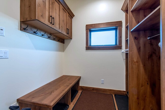 Building Photo - 339 Wild Cat Canyon Loop