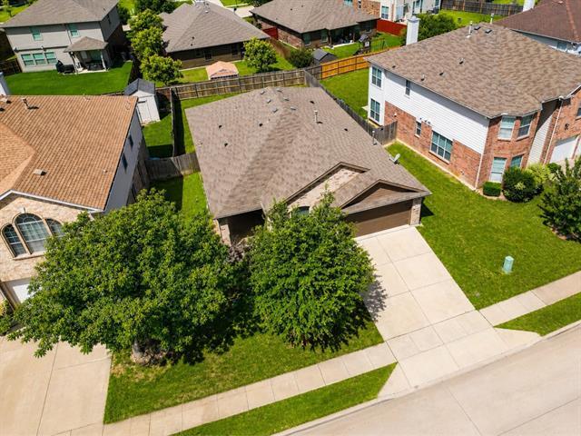 Building Photo - 2517 Carolina Dr