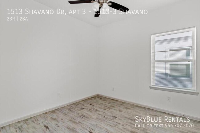 Building Photo - 1513 Shavano Dr