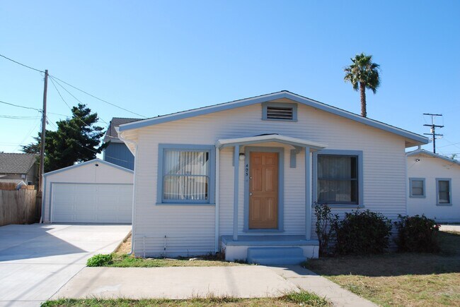 Building Photo - 793