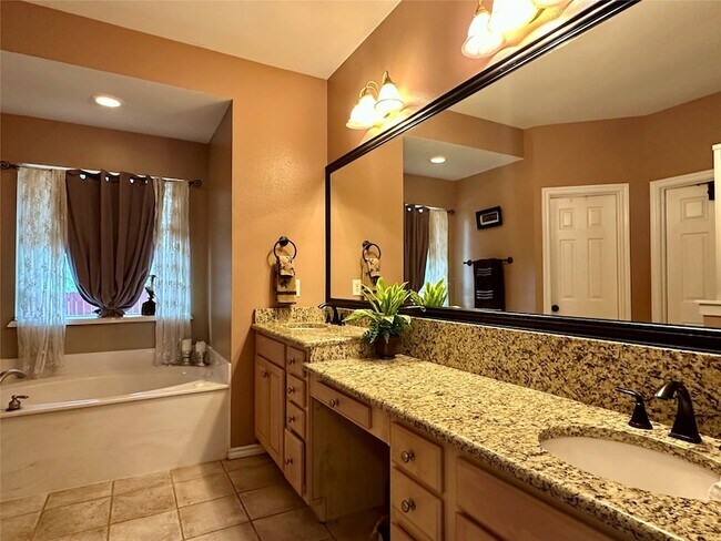 Building Photo - 2610 Jakes Ct