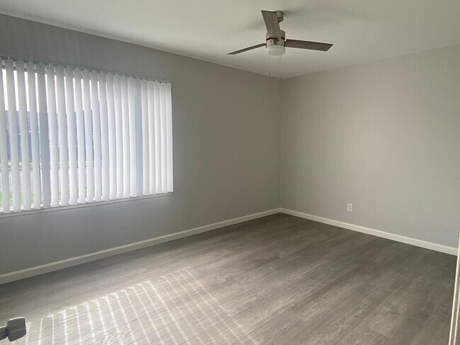 Building Photo - 2245 Granada Ave