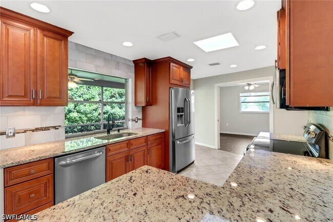 Building Photo - 4472 Beechwood Lake Dr