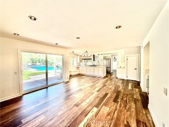Building Photo - 6754 Leafwood Dr