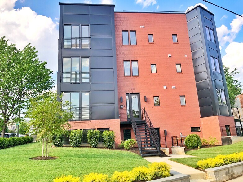 Building Photo - 3801 New Hampshire Ave NW