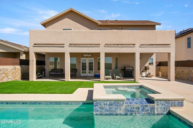 Building Photo - 13232 Emerald Isle St