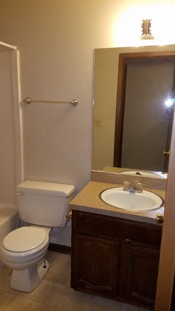 Building Photo - 8510 W Maple St