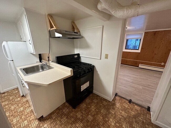 Building Photo - 226 Bryant Ave