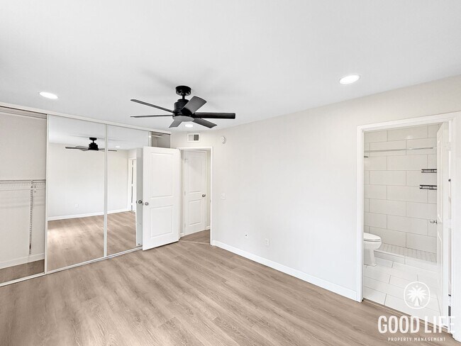 Building Photo - SD: Bright 2BD/2BA Corner Unit Condo in Escondido with Reserved Parking, Quartz Kitchen & Private...
