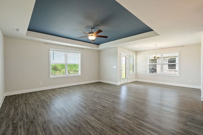 Building Photo - 236 Cherry Laurel Dr