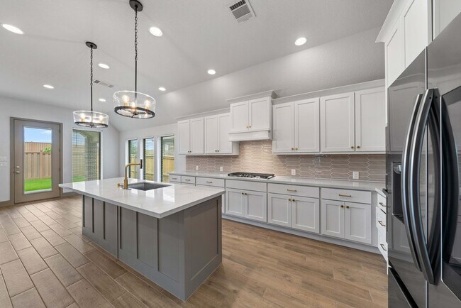 Building Photo - 316 Hulda Trl