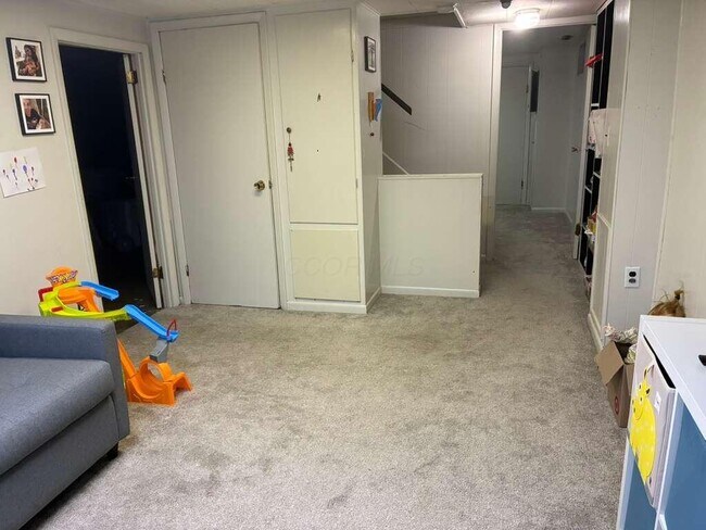 Building Photo - 65 S Gould Rd