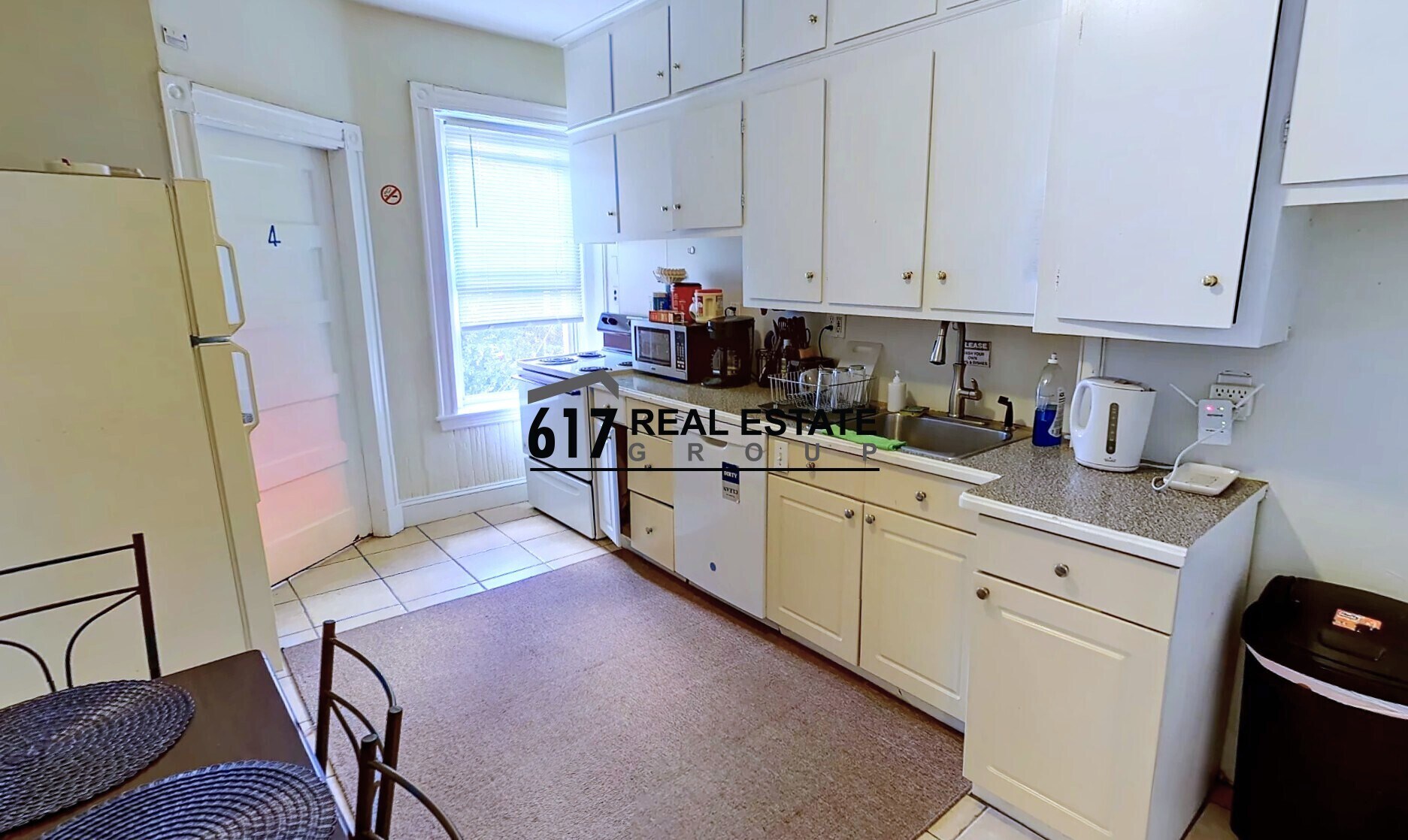 Building Photo - 1232 Beacon St