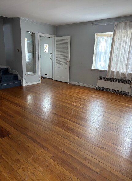 Building Photo - 75-84 180th St