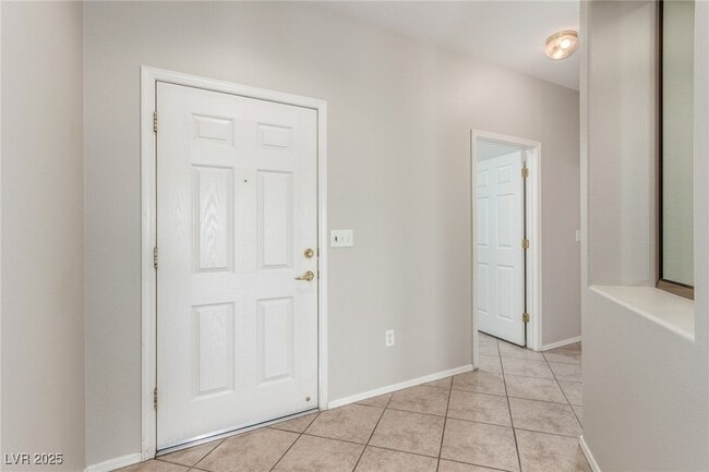 Building Photo - 2871 Goldcreek St