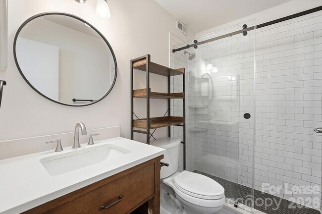 Building Photo - 2900 Heathstead Place