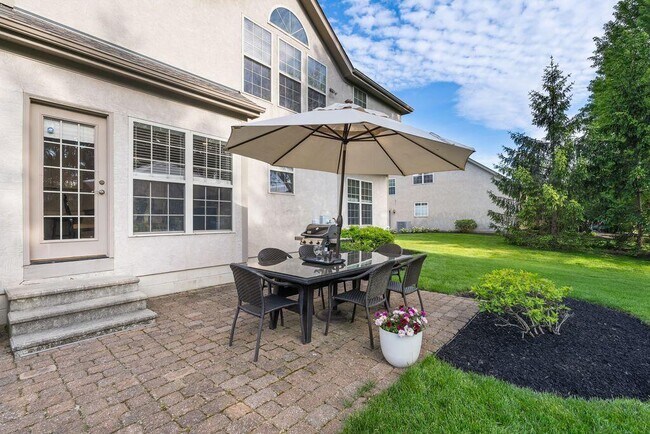 Building Photo - 1255 Jensen Park Dr