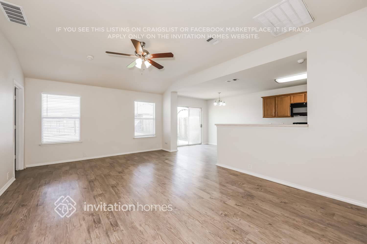 Building Photo - 1805 White Feather Ln