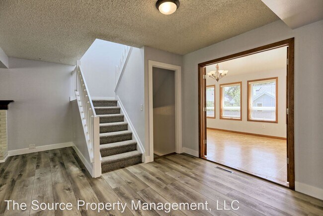 Building Photo - 3 br, 2 bath House - 1631 Barnwood Dr