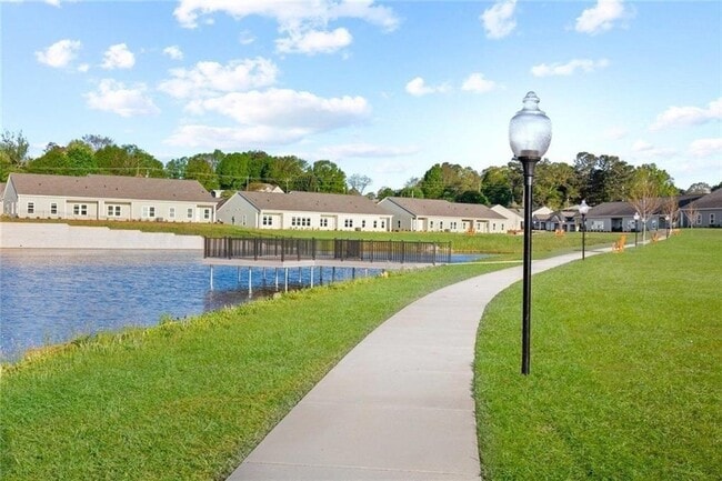Building Photo - 705 Charles Hardy Pkwy