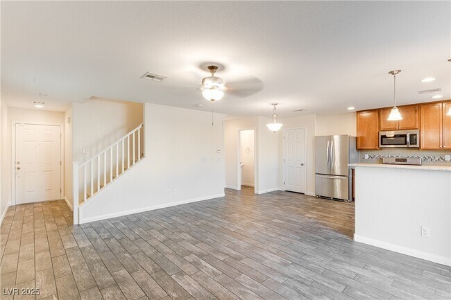 Building Photo - 8320 Wuthering Heights Ave