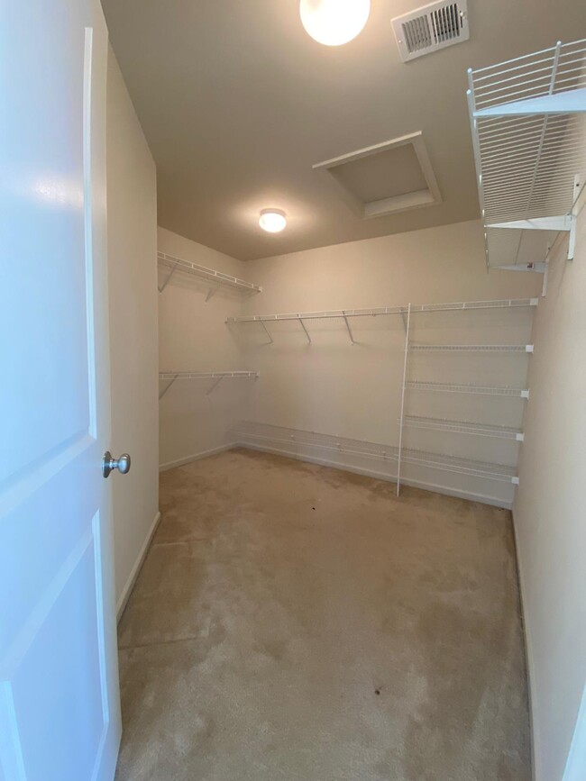 master closet - 23347 Tradewind Dr