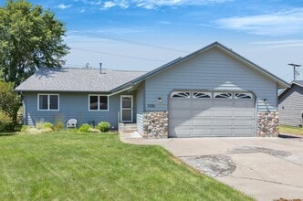 Building Photo - Single Family Home in LOLO, 4 bed / 3 bath...