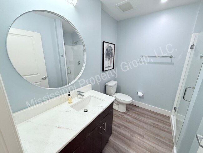 Building Photo - 3BR/3BA For Rent