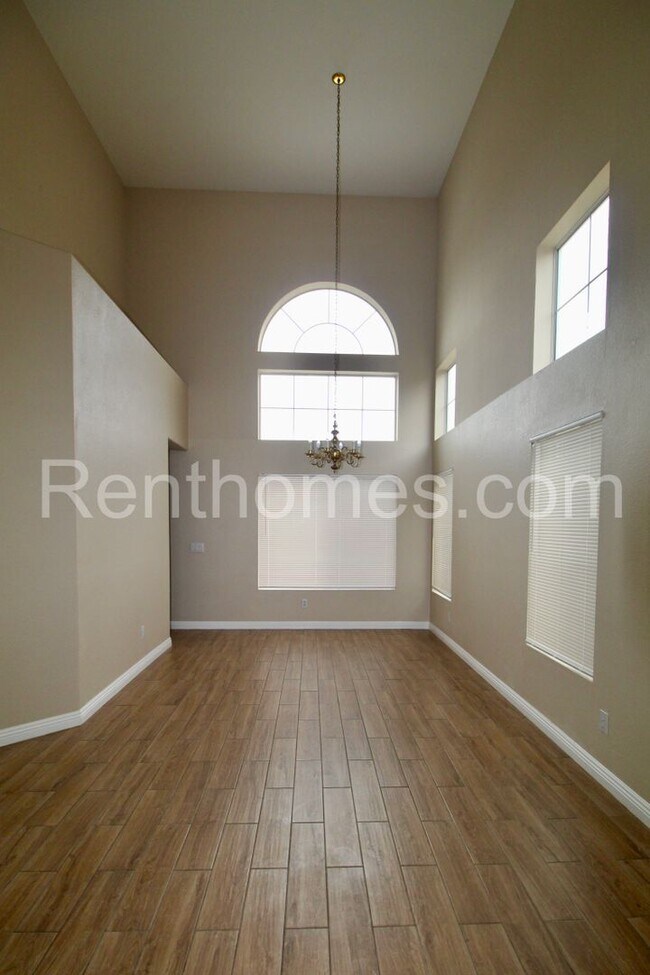 Building Photo - 11597 Trailbrush Point